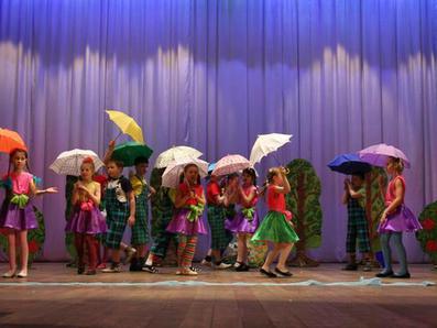 Детские экологические театры выступили на сцене центра «Лапландия»